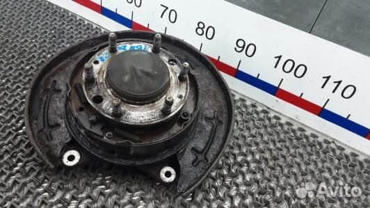 Ступица задняя правая KIA carnival 2 (YBN20NY01)