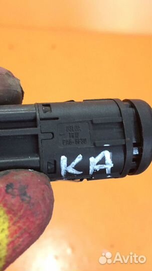 Кнопка обогрева стекла на Ford Ka