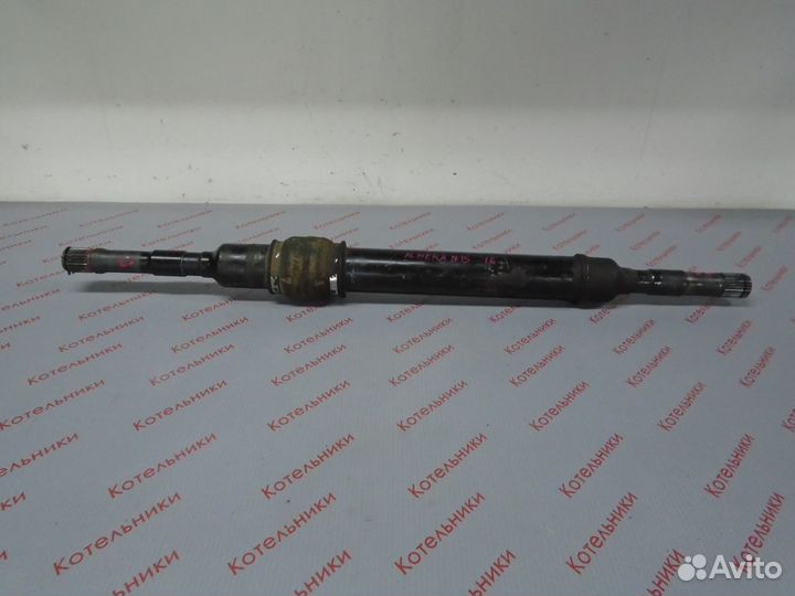 Nissan 9202-60Y06 Вал привода правый