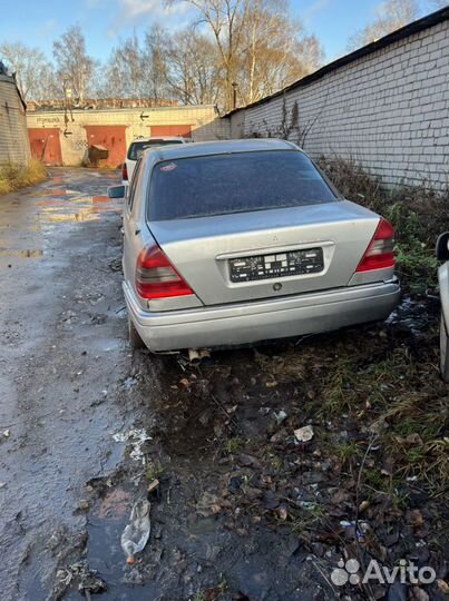 Mercedes С180 в разборе 1997г.в