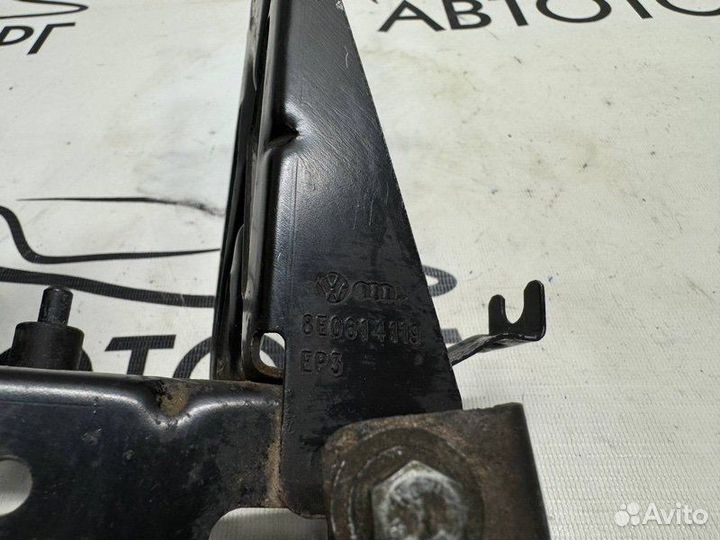 Кронштейн блока ABS Audi A4 B5 2.8 бензин 2001