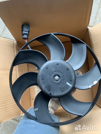 Вентилятор радиатора audi A3