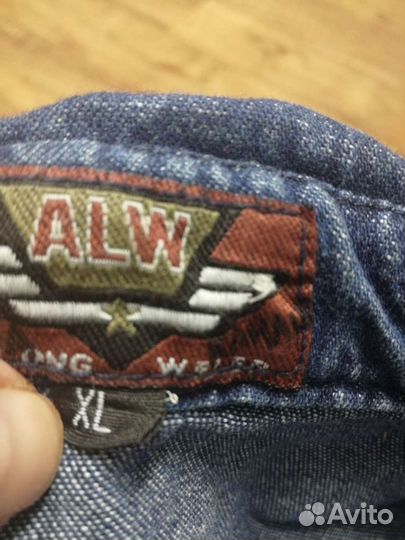 Джинсовая рубашка