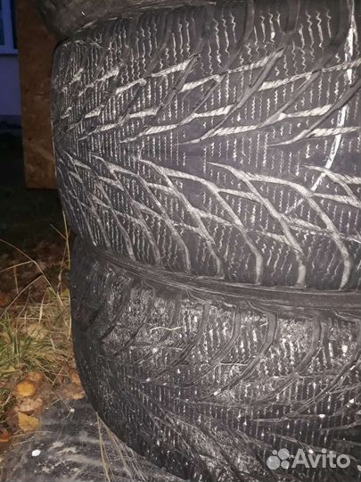 Nokian Tyres Hakkapeliitta R2 225/45 R17 R