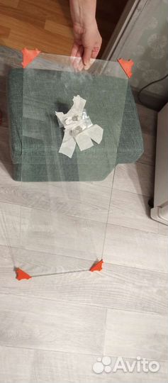 Полка из закаленного стекла