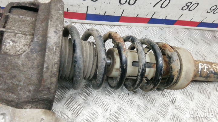 Стойка задняя Volkswagen Touareg I (2002–2010)