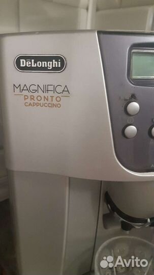 Кофемашина delonghi