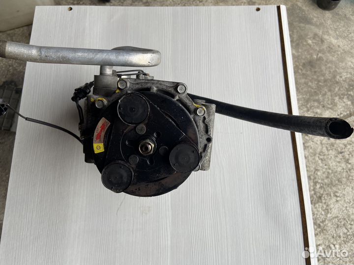 Компрессор кондиционера mitsubishi