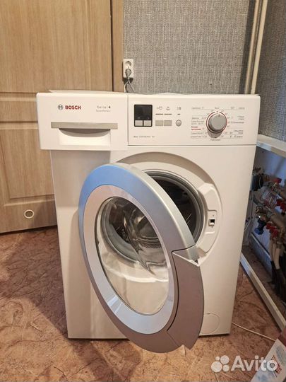 Стиральная машина узкая Bosch Serie4 WLG2416MOE