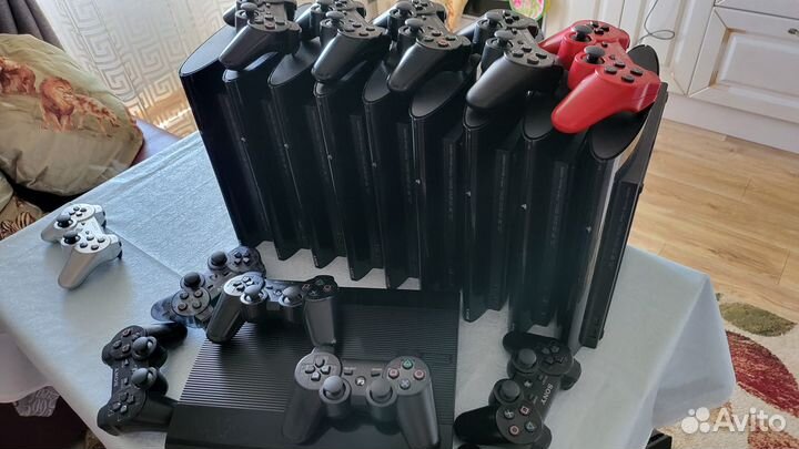 Sony Playstation 3 SuperSlim 500Gb+139игр прошита