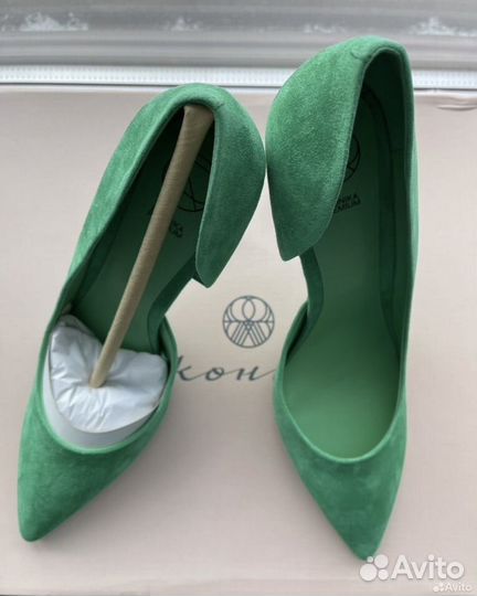 Туфли деленки новые оригинал 38 р./Ekonika Premium
