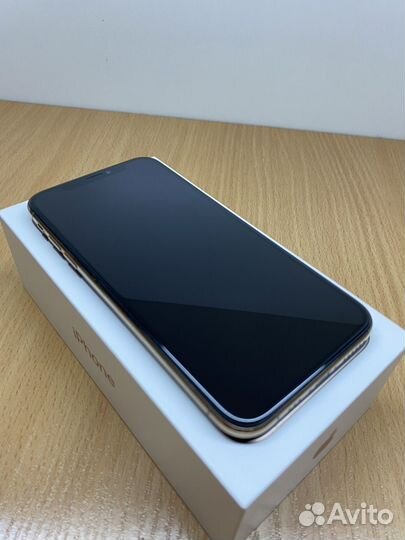 iPhone Xs, 64 ГБ