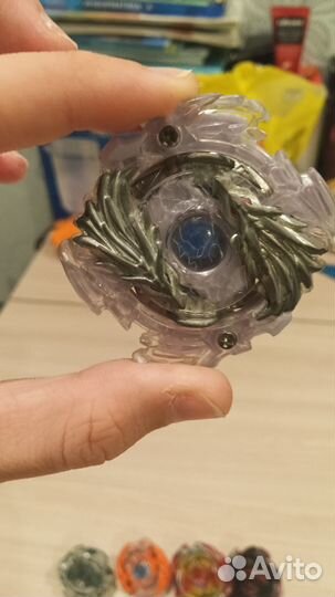 Бей блейды и запускалки