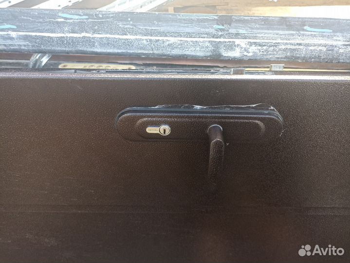 Дверь металлическая