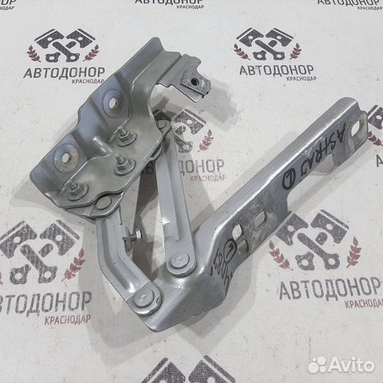 Петля капота левая Opel Astra J A14NET 2012