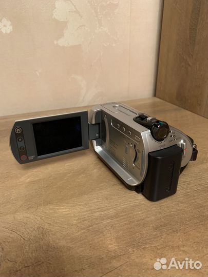 Видеокамера sony handycam