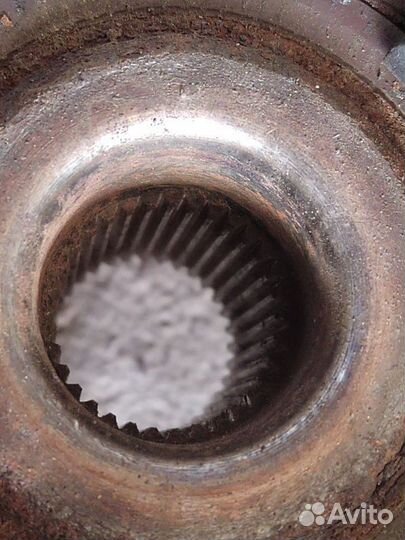 Поворотный кулак передний правый Opel Astra J