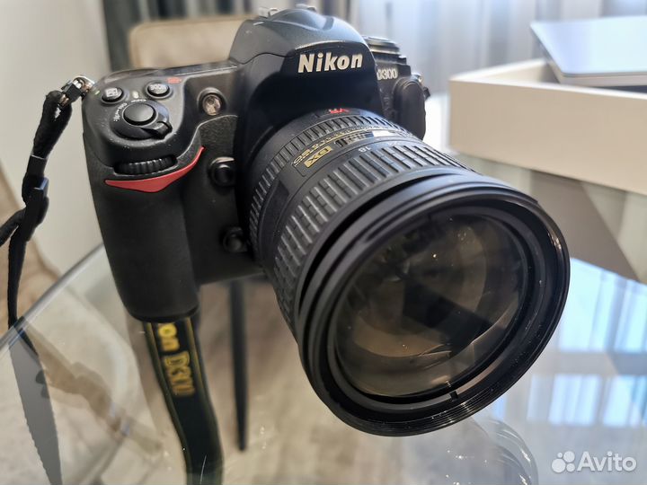 Цифровой фотоаппарат Nikon D300 Kit