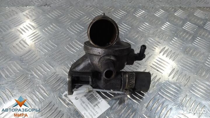 Корпус термостата Chrysler Voyager 4 рест. 2005