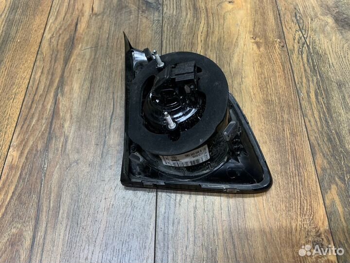 Volkswagen Golf Plus Фонарь задний внутренний RH