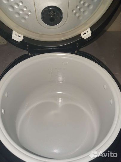 Мультиварка redmond