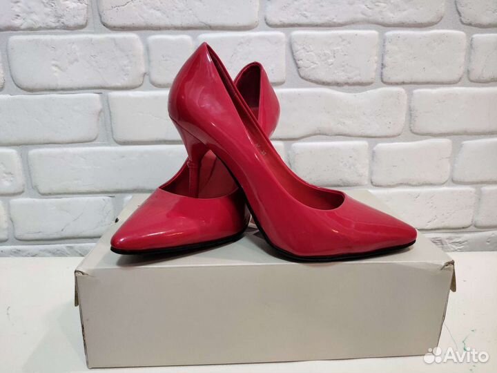 Туфли красные 36р
