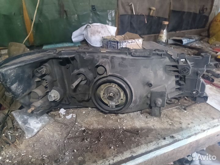 Фары subaru forester sg5