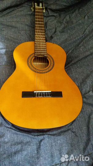 Акустическая гитара martinez
