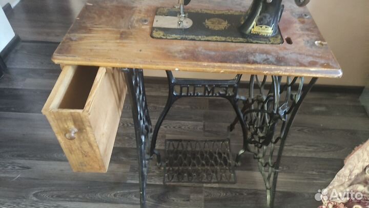 Швейная машина пгмз