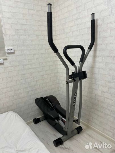 Эллиптический тренажер torneo