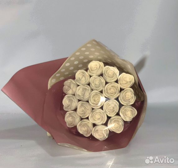 Сладкий подарок девушке