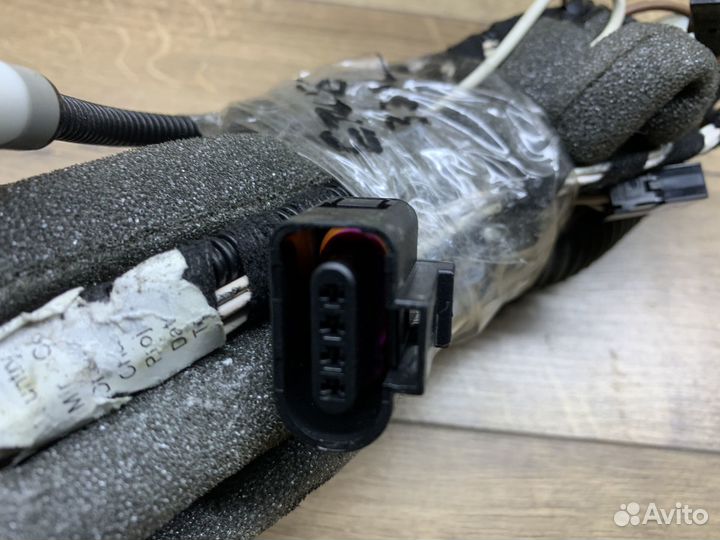 Skoda Yeti Проводка (коса) багажного отсека