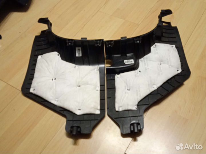 Накладки передних стоек genesis G70