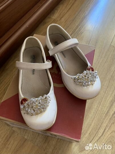 Обувь для девочки