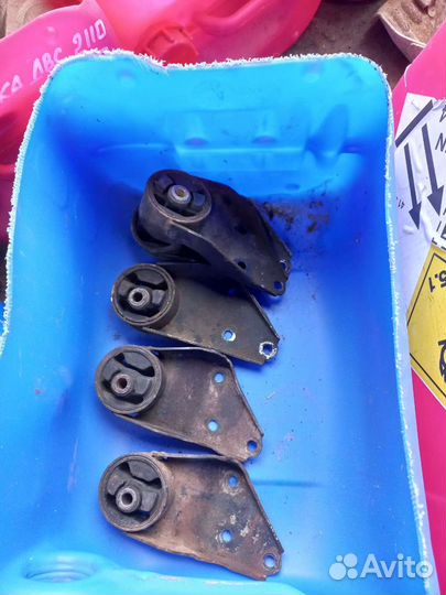 Подушка левая кпп ваз 2114