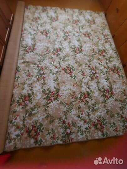 Ковры и паласы новые