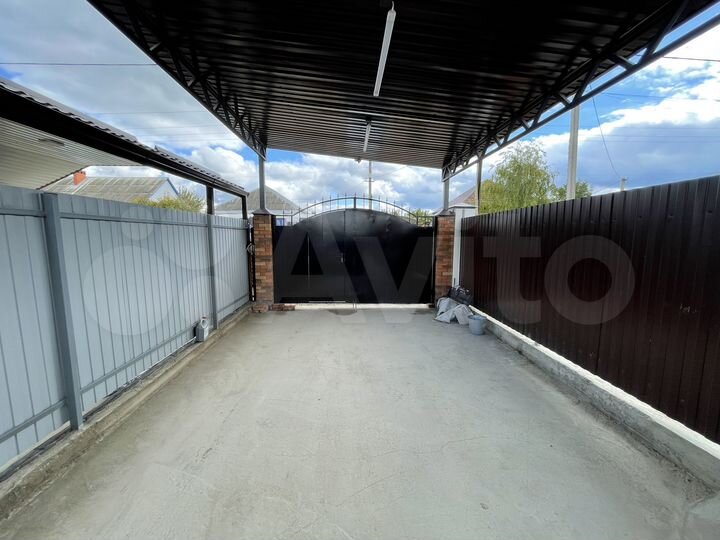 Дом 137 м² на участке 8,7 сот.