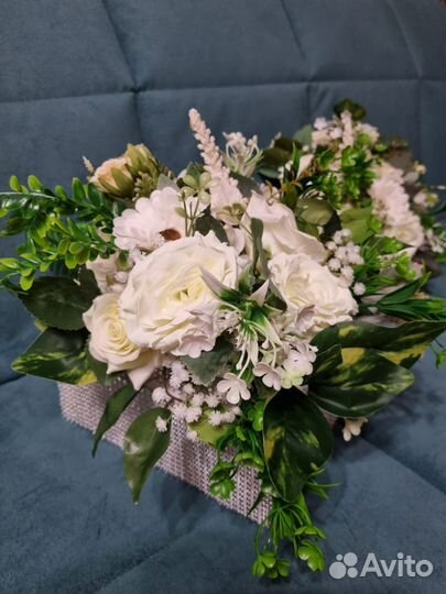 Цветочная композиция на столы гостей