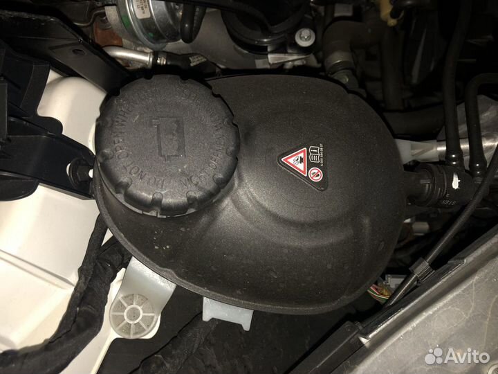 Расширительный бачок Мерседес w213