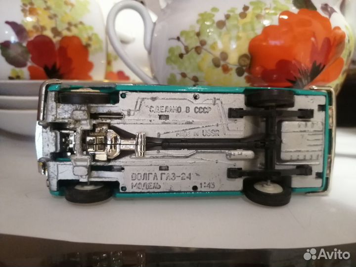 Машинка детская Волга Газ-24, 1:43