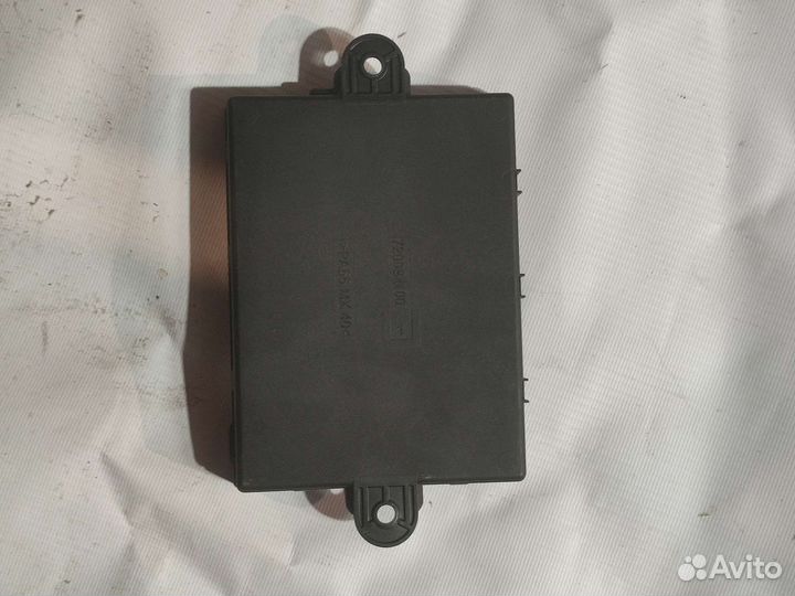 Блок управления в заднюю дверь S550 W221