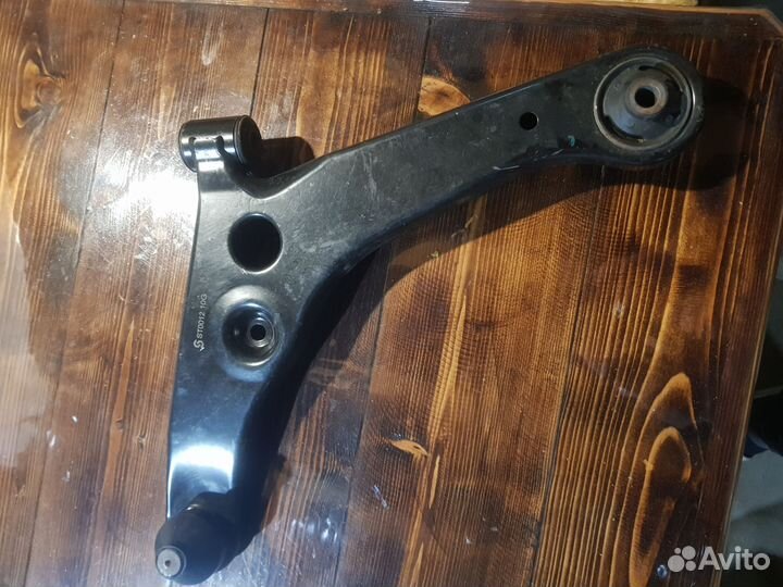 Рычаг в сборе mitsubishi лансер9