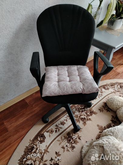 Компьютерное кресло