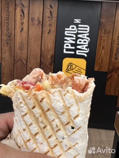 Шаурма оконо выдачи. По франшизе Гриль и Лаваш