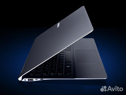 Топовый ультрабук Samsung i5 8озу SSD 240