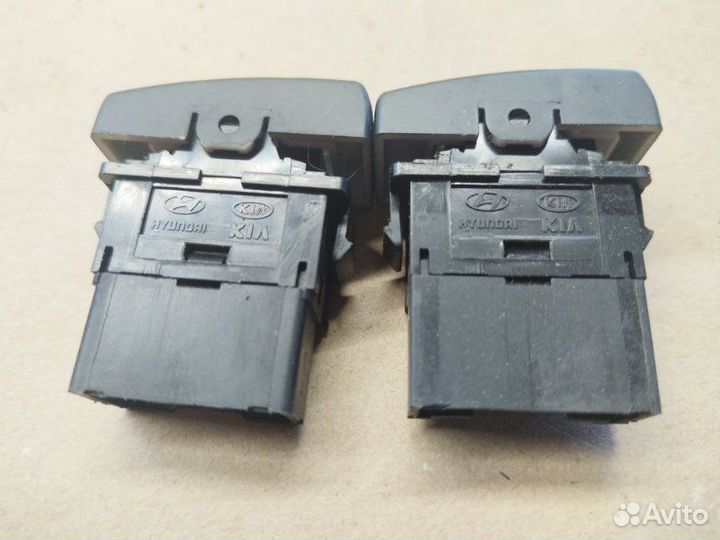 Кнопка обогрева сидений Kia Picanto G4HE 2006