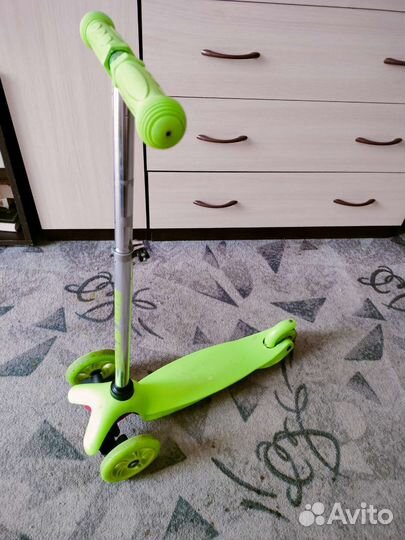 Самокат детский трехколесный