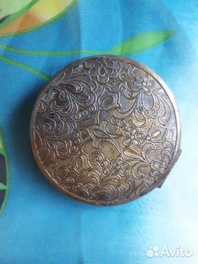 Пудренница винтаж Ленинград