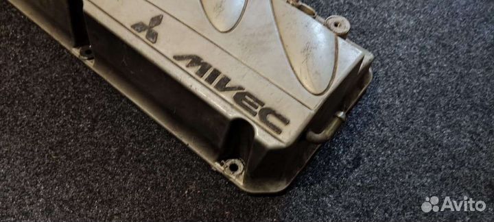 Крышка гбц 4g69