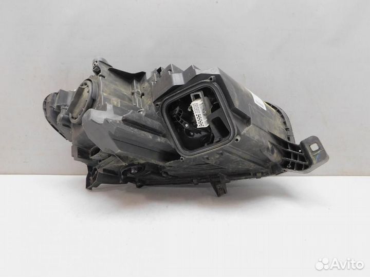 Фара левая Mercedes-Benz M-Class